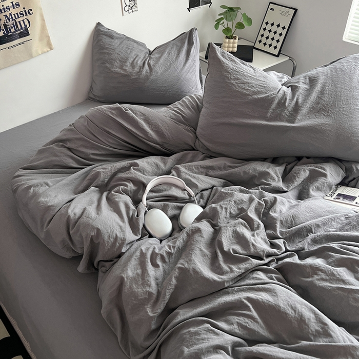 91家纺网 家纺一手货源 找家纺 优佳优品 2024新款ins风超柔褶皱亲肤磨毛水洗棉四件套 流光灰