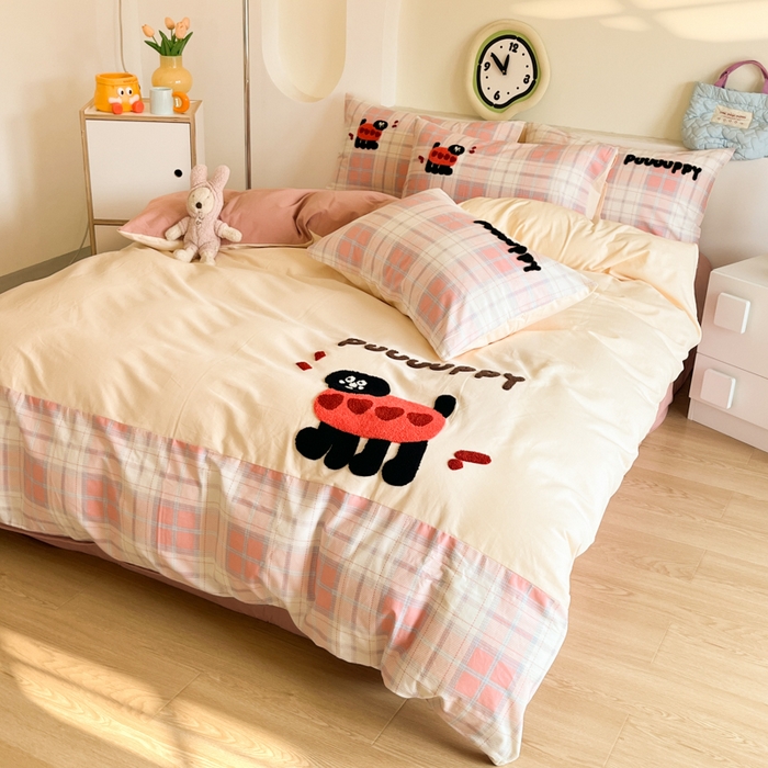 91家纺网 家纺一手货源 找家纺 千朵 2024新款全棉磨毛绣花毛巾绣四件套 爱心狗