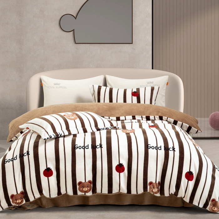 91家纺网 家纺一手货源 找家纺 宜家坊 2024新款加厚保暖印花牛奶绒四件套 潮流熊熊