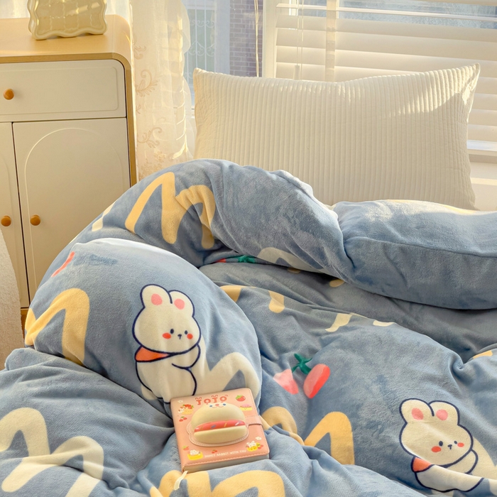 91家纺网 家纺一手货源 找家纺 雅萱家纺 2024新款牛奶绒单被套 被套-樱桃小兔