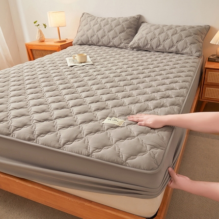 91家纺网 家纺一手货源 找家纺 曼陀罗 2025新款A类原棉新疆棉花床笠-竹叶格 竹叶格-深灰