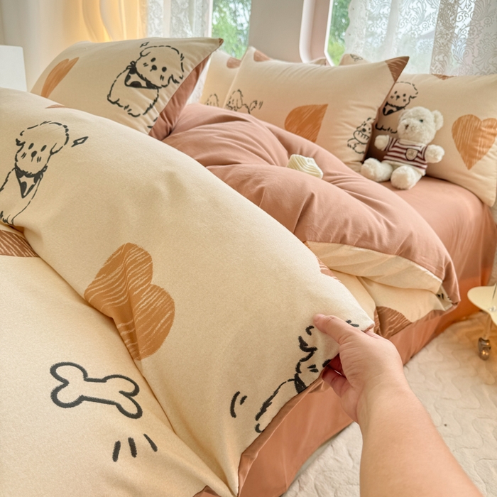 91家纺网 家纺一手货源 找家纺 千朵 2024新款全棉磨毛印花四件套 奶酪狗