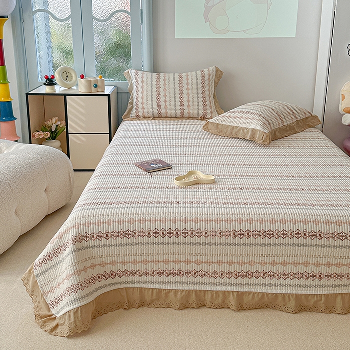 91家纺网 家纺一手货源 找家纺 源舜 2025新款云感皱皱纱法式床盖三件套 南笙