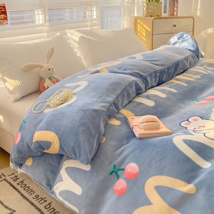 91家纺网 家纺一手货源 找家纺 雅萱家纺 2024新款牛奶绒单被套 被套-樱桃小兔