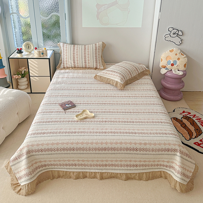 91家纺网 家纺一手货源 找家纺 源舜 2025新款云感皱皱纱法式床盖三件套 南笙