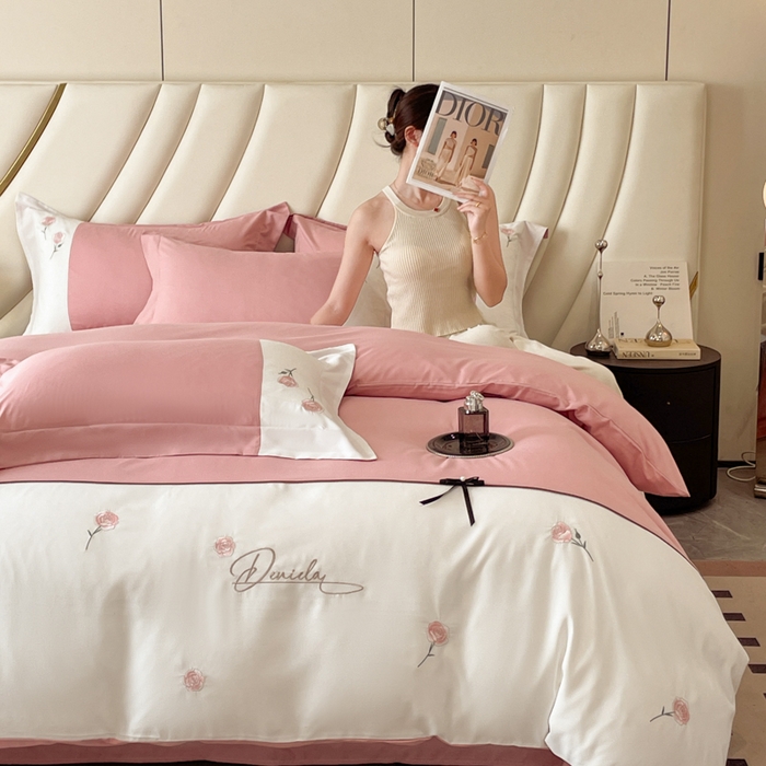 91家纺网 家纺一手货源 找家纺 遇见家居生活馆 2024新款亲肤棉刺绣四件套-蝶恋花 蝶恋花-浅豆沙