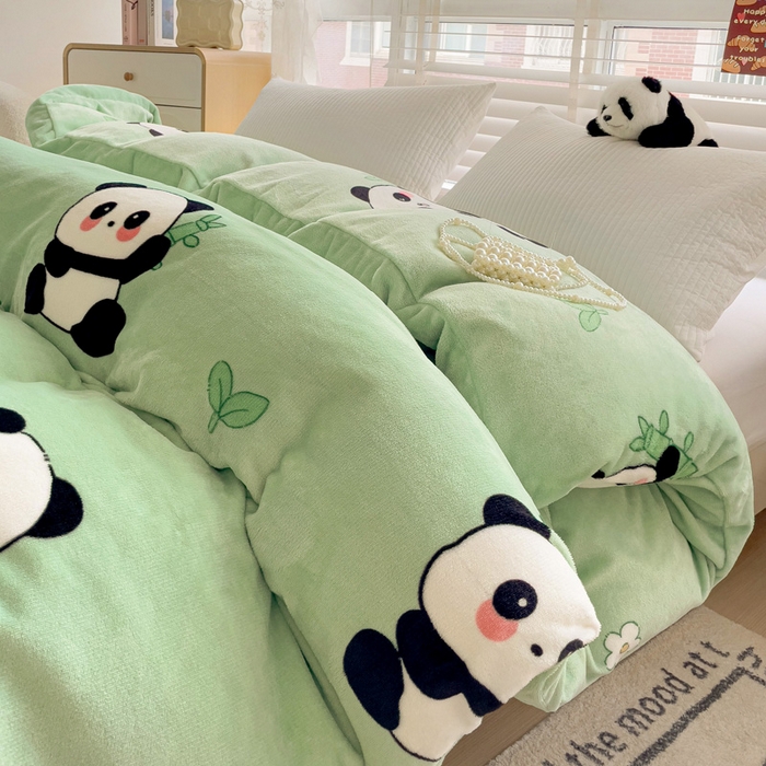 91家纺网 家纺一手货源 找家纺 雅萱家纺 2024新款牛奶绒单被套 被套-竹叶熊猫