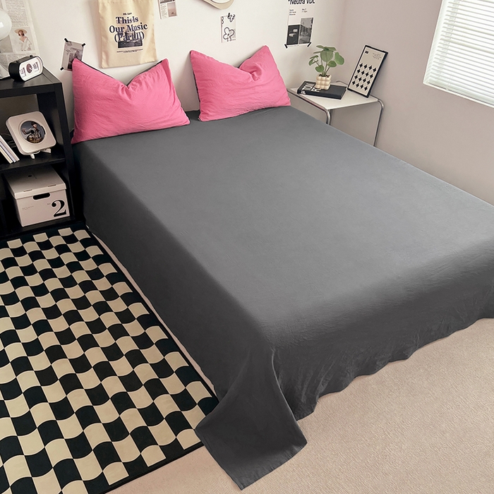 91家纺网 家纺一手货源 找家纺 优佳优品 2024新款ins风超柔褶皱亲肤磨毛水洗棉四件套 玫红深灰