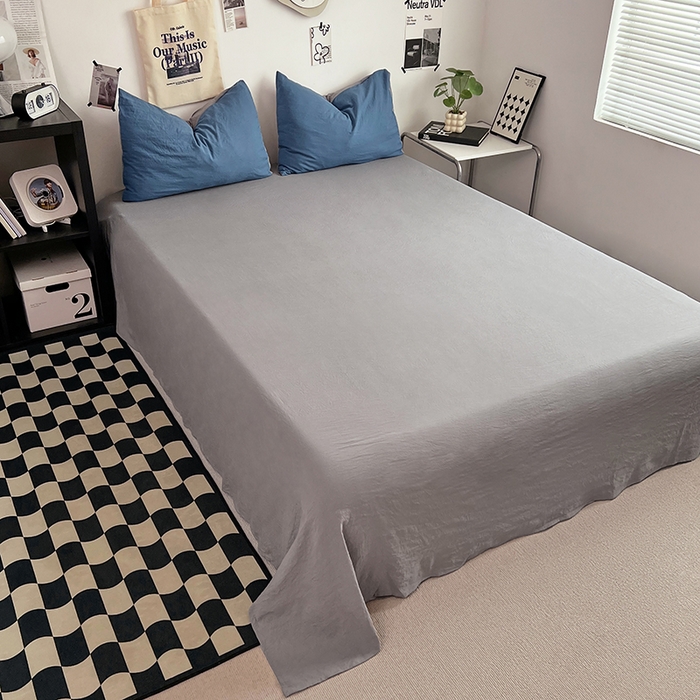 91家纺网 家纺一手货源 找家纺 优佳优品 2024新款ins风超柔褶皱亲肤磨毛水洗棉四件套 宝蓝浅灰