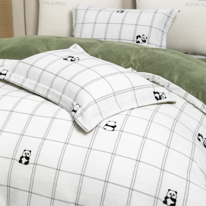 91家纺网 家纺一手货源 找家纺 宜家坊 2024新款加厚保暖印花牛奶绒四件套 胖达绒绒-青豆绿