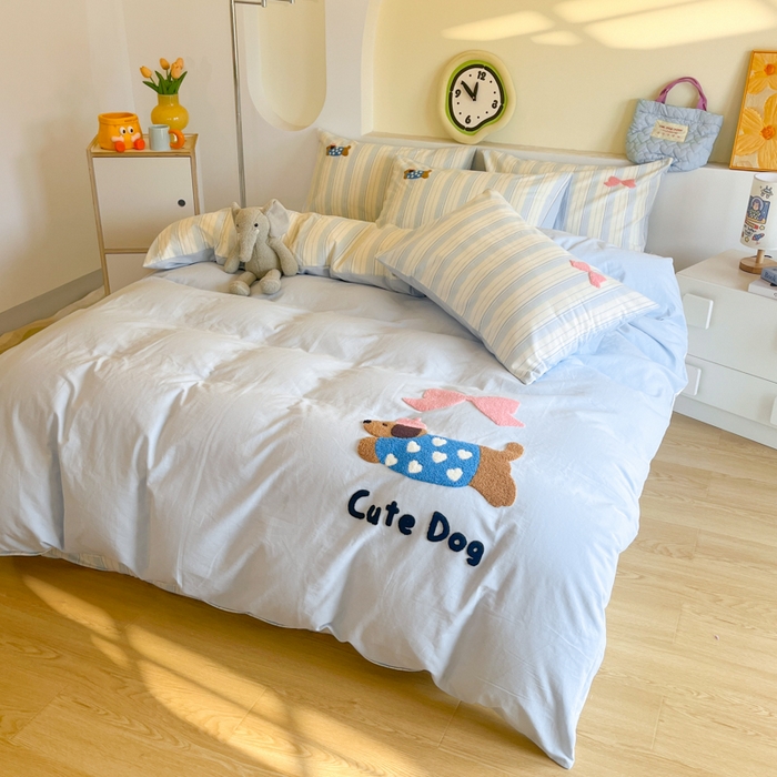 91家纺网 家纺一手货源 找家纺 千朵 2024新款全棉磨毛绣花毛巾绣四件套 蝴蝶结狗