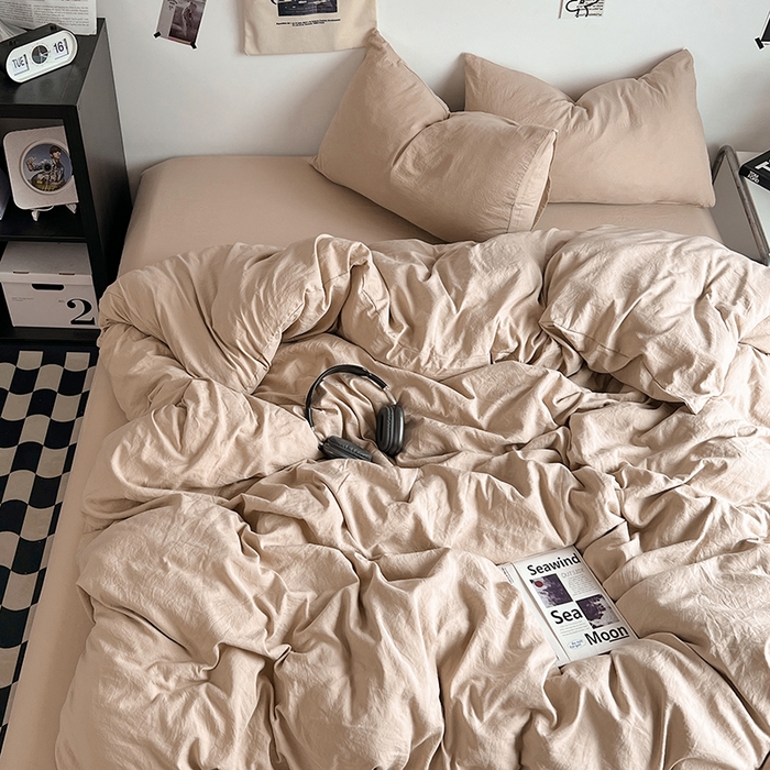 91家纺网 家纺一手货源 找家纺 优佳优品 2024新款ins风超柔褶皱亲肤磨毛水洗棉四件套 奶茶