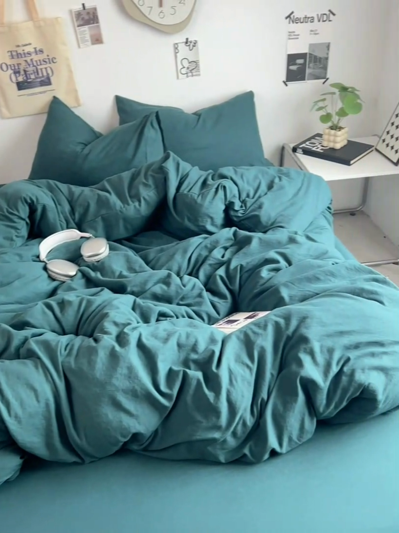 91家纺网 家纺一手货源 找家纺 优佳优品 2024新款ins风超柔褶皱亲肤磨毛水洗棉四件套 宝石绿