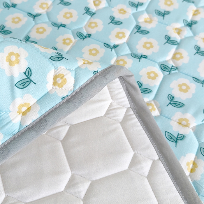 91家纺网 家纺一手货源 找家纺 2024新款亲肤水洗薄款软床垫防滑床护垫床褥学生垫子 加厚款 陌上花开-绿