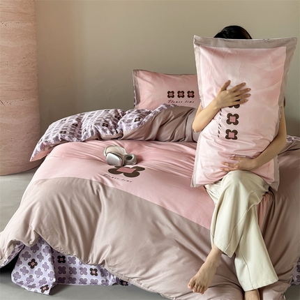 窝米 2025春季新品全棉13372大版专版数码幸运草系列四件套-岚 岚-桃夭