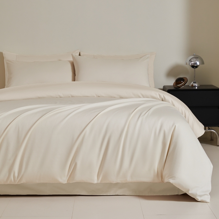 91家纺网 家纺一手货源 找家纺 秀色家纺 2025新款60支贡缎简约轻奢纯色长绒棉床上四件套全棉纯棉床笠款床品 量大价更优 米朵-奶昔白