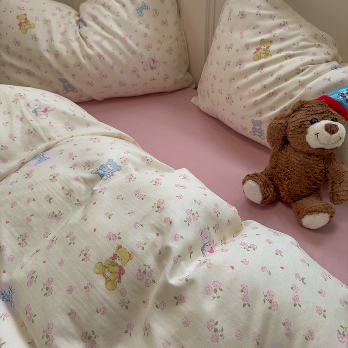 91家纺网 家纺一手货源 找家纺 曼之夏 2024新款全棉A类母婴级双层纱四件套 碎花小熊