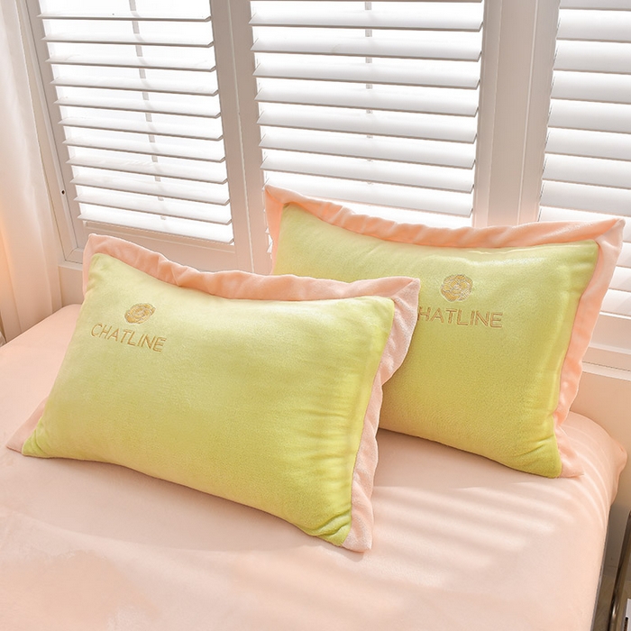 91家纺网 家纺一手货源 找家纺 简爱 2025新款牛奶绒纯色双拼拼角工艺款四件套-初暖 薄荷绿奶白