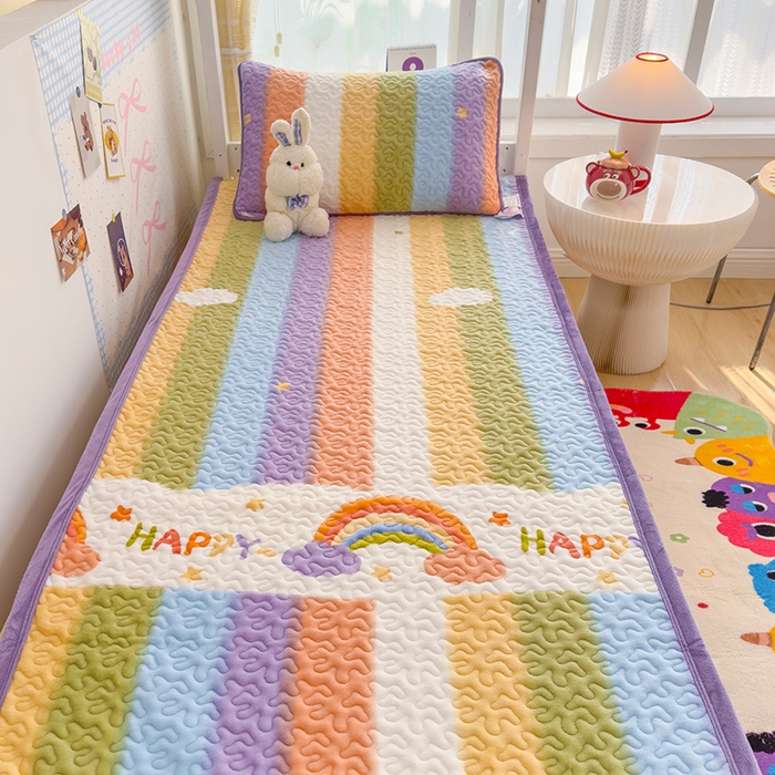 91家纺网 家纺一手货源 找家纺 赫梵茜 2024新款90✖200学生牛奶绒床盖彩虹