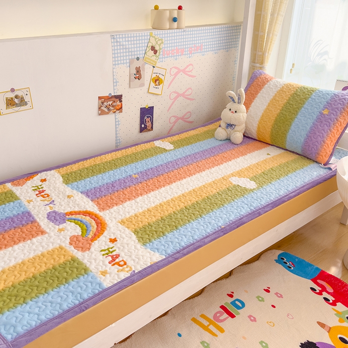 91家纺网 家纺一手货源 找家纺 赫梵茜 2024新款90✖200学生牛奶绒床盖彩虹