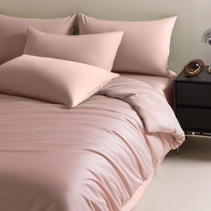 91家纺网 家纺一手货源 找家纺 秀色家纺 2025新款60支贡缎简约轻奢纯色长绒棉床上四件套全棉纯棉床笠款床品 量大价更优 米朵-静谧蓝+烟墨灰