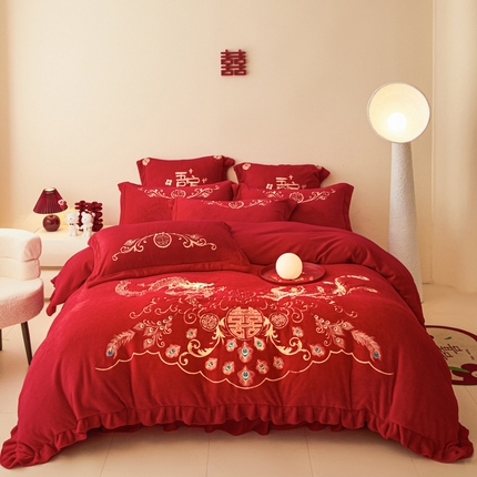 91家纺网 家纺一手货源 找家纺 （总）2025新款高克重花边贴布款牛奶绒婚庆刺绣四件套