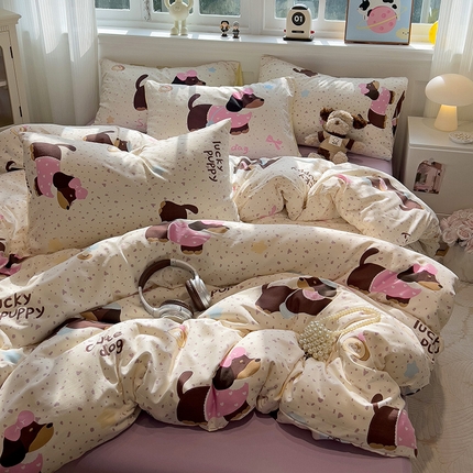 妖妖家纺 2025新款水洗云朵糯糯棉大版枕套四件套 蝴蝶结腊肠狗