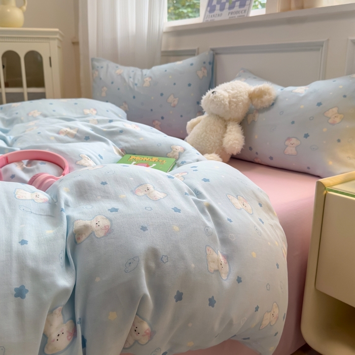 91家纺网 家纺一手货源 找家纺 曼之夏 2024新款全棉A类母婴级双层纱四件套 星星狗-兰