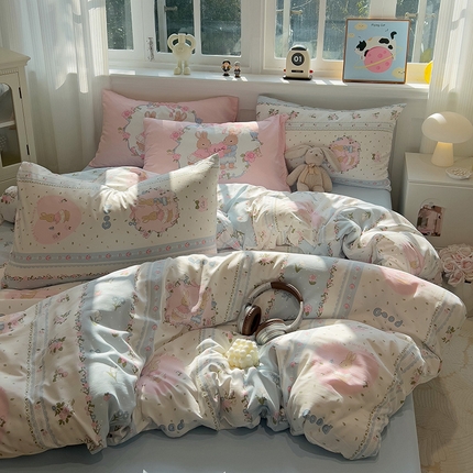 91家纺网 家纺一手货源 找家纺 妖妖家纺 2025新款水洗云朵糯糯棉大版枕套四件套 甜蜜兔兔