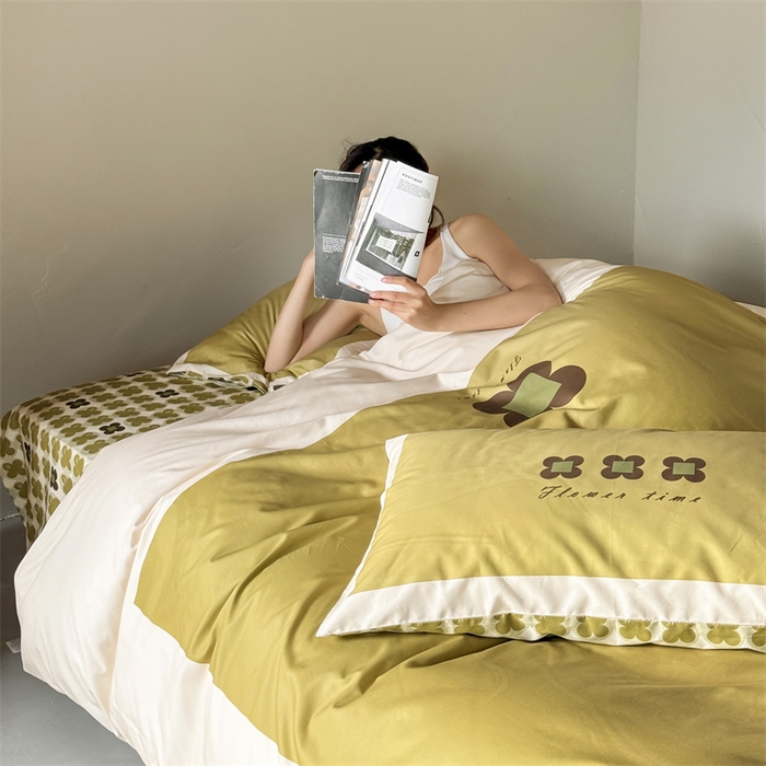 91家纺网 家纺一手货源 找家纺 （总）窝米 2025春季新品全棉13372大版专版数码幸运草系列四件套-岚