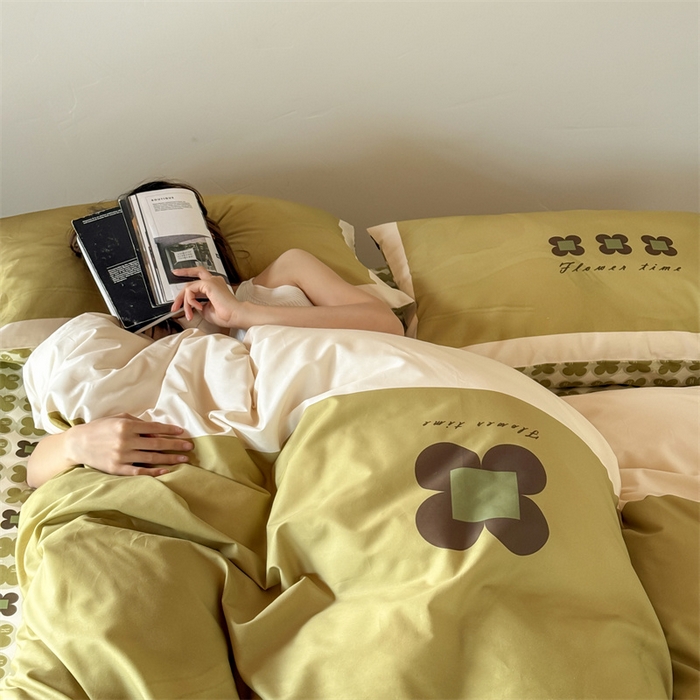 91家纺网 家纺一手货源 找家纺 （总）窝米 2025春季新品全棉13372大版专版数码幸运草系列四件套-岚