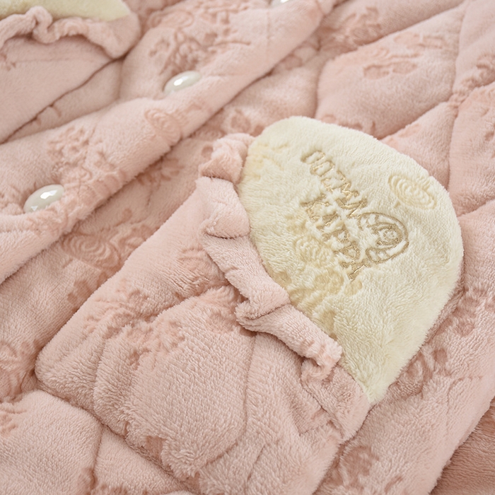 91家纺网 家纺一手货源 找家纺 （总）睡衣女士珊瑚绒秋冬季三层夹棉妈妈款