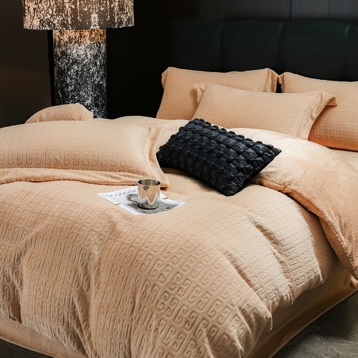 91家纺网 家纺一手货源 找家纺 丽卡家纺（原丽卡家纺） 2024新款A类高克重全消光牛奶绒四件套 棕色