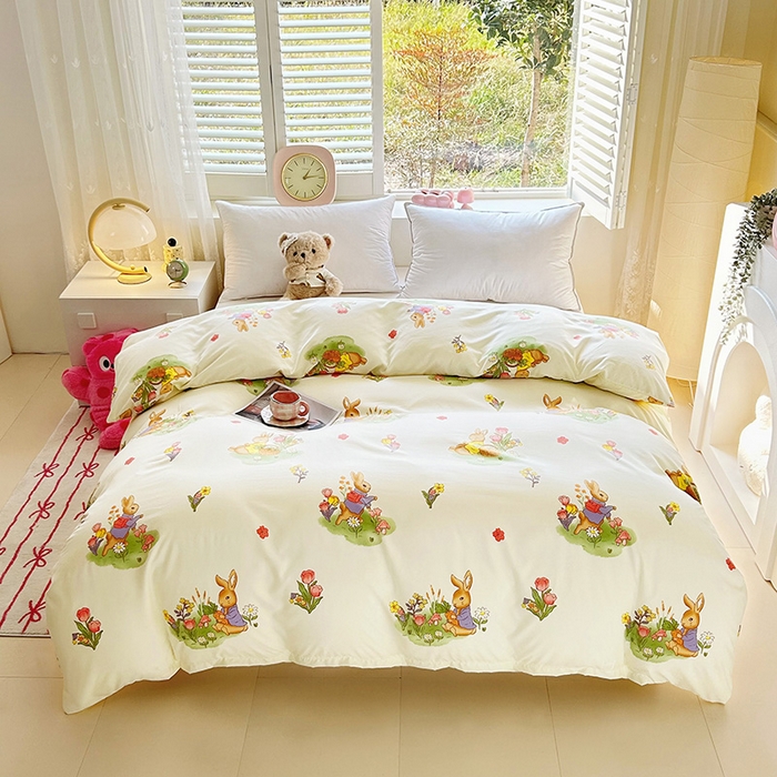 91家纺网 家纺一手货源 找家纺 2025新款印花可拆洗棉花被被子被芯 彼得兔