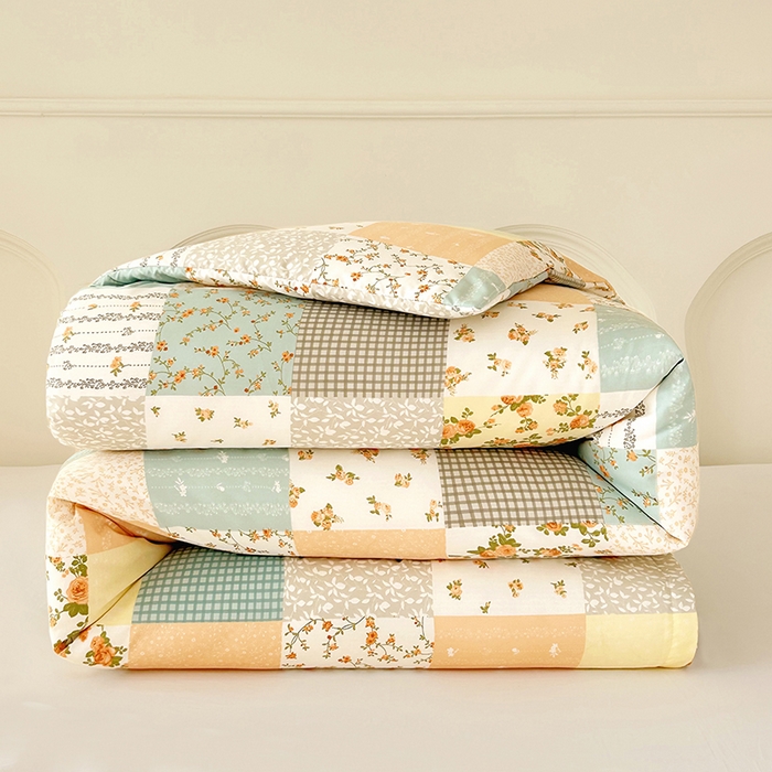 91家纺网 家纺一手货源 找家纺 2025新款印花可拆洗棉花被被子被芯 花幽兰