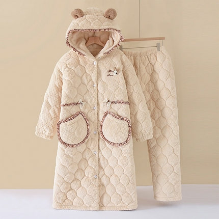 91家纺网 家纺一手货源 找家纺 （总）洛兰沙 中长款睡袍睡衣加厚女士秋冬季三层夹棉