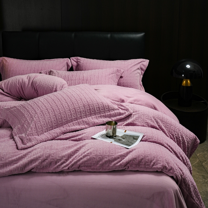 91家纺网 家纺一手货源 找家纺 丽卡家纺（原丽卡家纺） 2024新款A类高克重全消光牛奶绒四件套 紫色