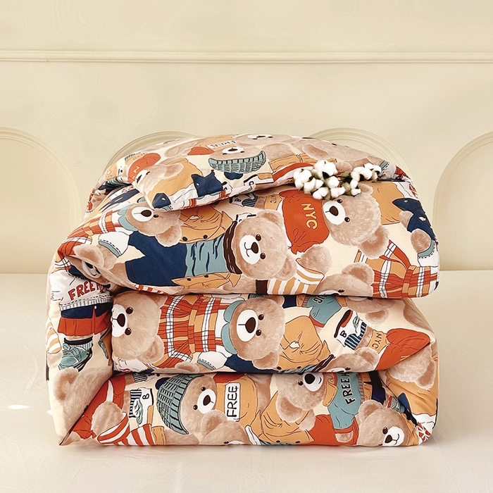 91家纺网 家纺一手货源 找家纺 2025新款印花可拆洗棉花被被子被芯 绅士小熊