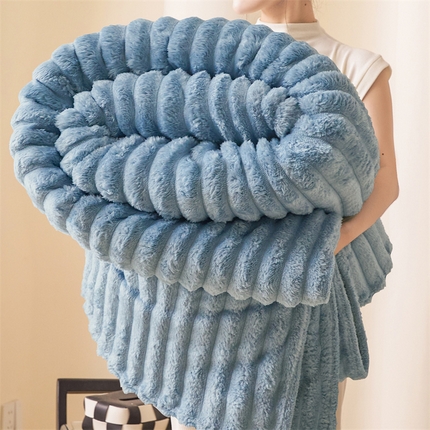 梵心家纺 跨境兔毛绒抽条毛毯高克重法兰绒毛毯跨境外贸直播 晴空蓝