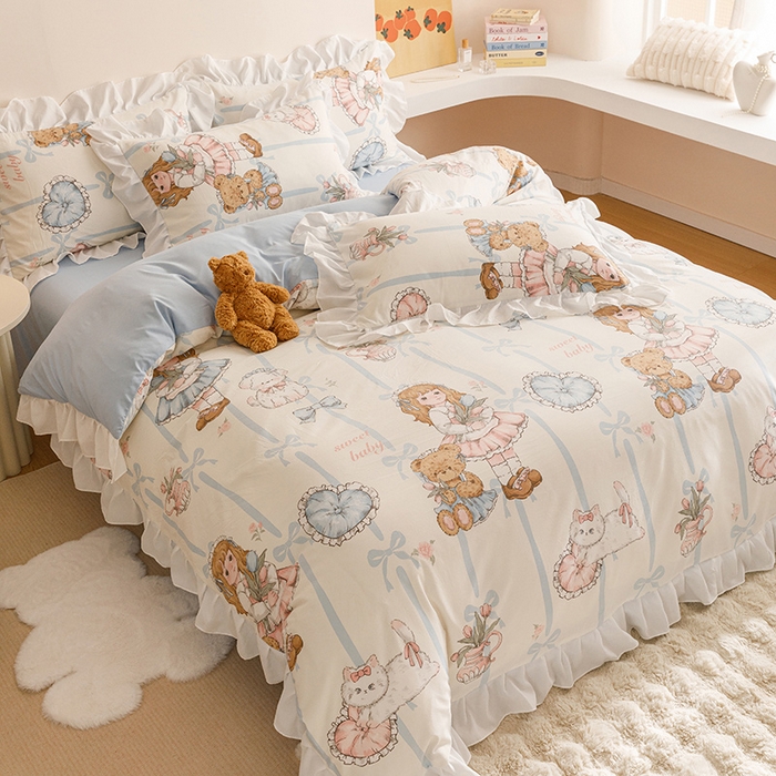 91家纺网 家纺一手货源 找家纺 罗亿家纺 2025新款洛丽塔云朵棉花边四件套场景二（提供买家秀） 春日姑娘