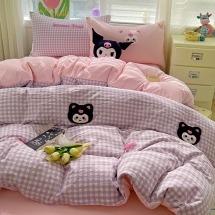 罗亿家纺 2025新款格子卡通云朵棉毛巾绣四件套场景二（提供买家秀） 甜酷小库洛
