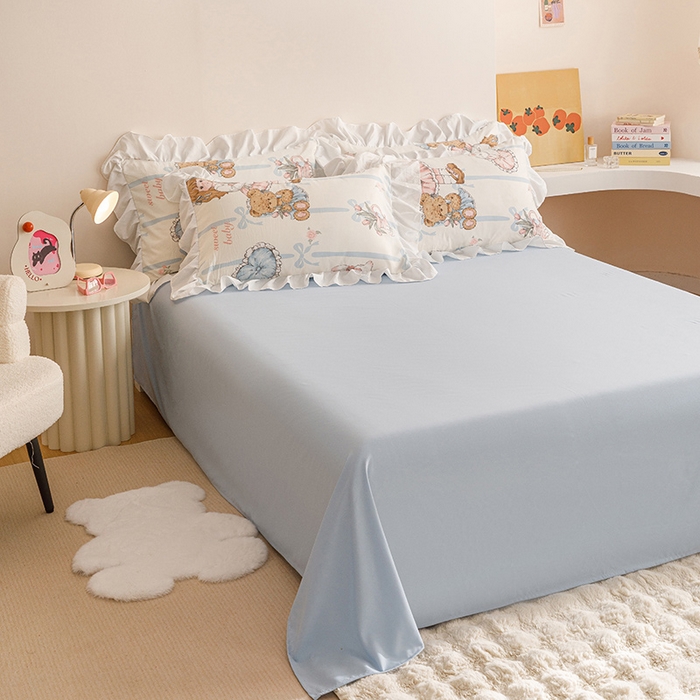 91家纺网 家纺一手货源 找家纺 罗亿家纺 2025新款洛丽塔云朵棉花边四件套场景二（提供买家秀） 春日姑娘