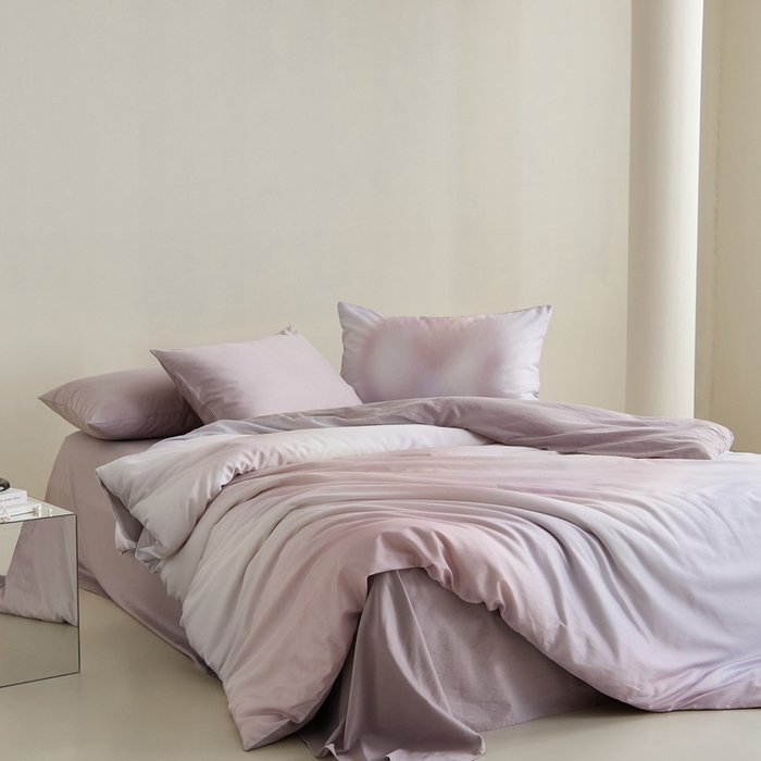 91家纺网 家纺一手货源 找家纺 赫帛 2024新款60s数码印花天丝棉磨毛四件套-极光 极光-粉紫色