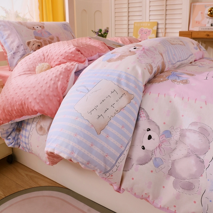 91家纺网 家纺一手货源 找家纺 金鑫汇家纺 2024新款棉加豆豆绒学生三件套 棉加豆豆绒-熊熊精灵