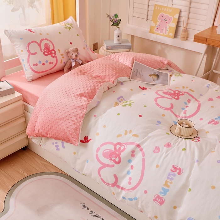 91家纺网 家纺一手货源 找家纺 金鑫汇家纺 2024新款棉加豆豆绒学生三件套 棉加豆豆绒-奇趣小兔