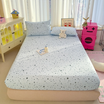 91家纺网 家纺一手货源 找家纺 宏源家纺 2024新款A类高克重超柔水洗云朵棉单床笠 天蓝星星