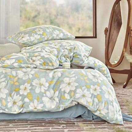 91家纺网 家纺一手货源 找家纺 （总）未来家居 2024新款绣花高克重臻棉绒四件套