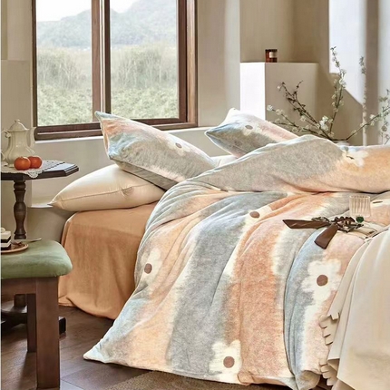 91家纺网 家纺一手货源 找家纺 （总）未来家居 2024新款绣花高克重臻棉绒四件套