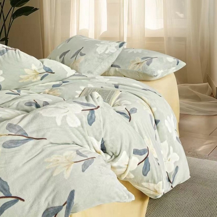 91家纺网 家纺一手货源 找家纺 （总）未来家居 2024新款绣花高克重臻棉绒四件套