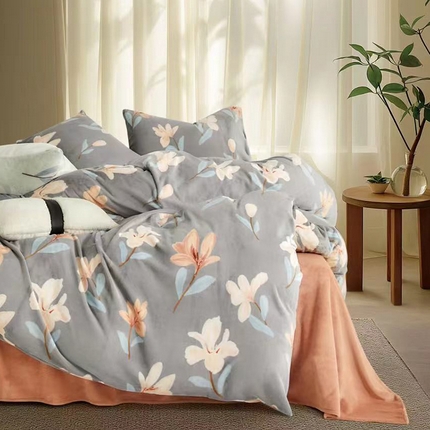 91家纺网 家纺一手货源 找家纺 （总）未来家居 2024新款绣花高克重臻棉绒四件套